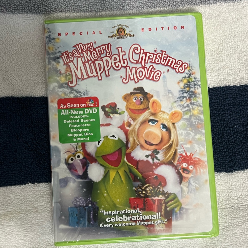 A Very Merry Muppet Christmas Movie DVD